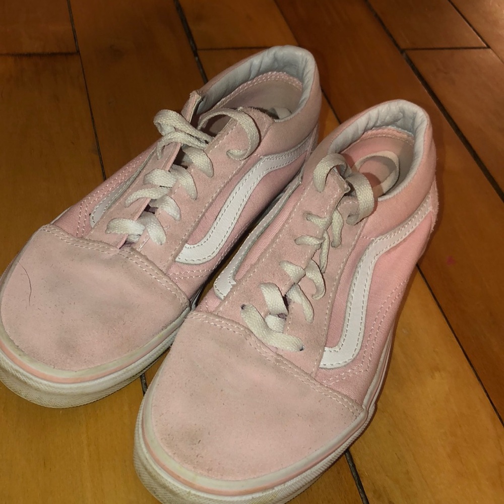 Light pink kids vans